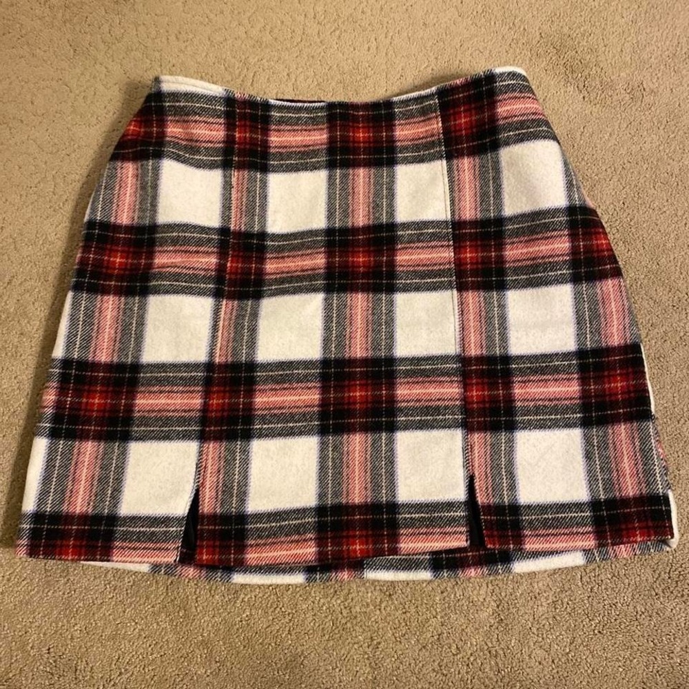 HOLLISTER ULTRA HIGH-RISE PLAID MINI SKIRT SIZE M